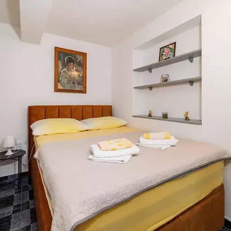 Σπίτι διακοπών With Pool In 54912