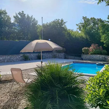 Ferienhaus With Pool In 54912 Grižane